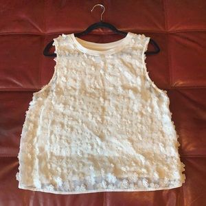 A New Day white dimensional flower tank sz large